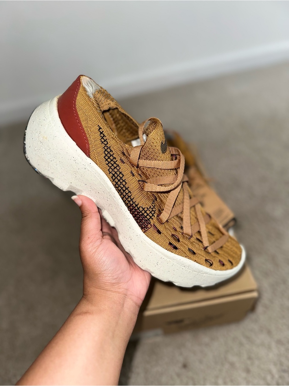 Nike Space Hippie 04 “Wheat Dark Beetroot”